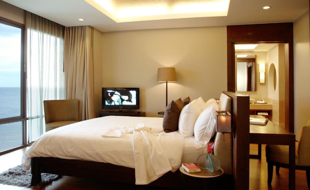 ShaSa Resort & Residences