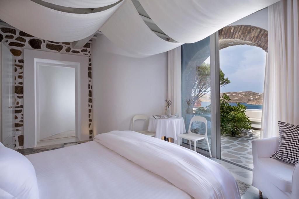 Smy Mykonos Suites & Villas - ex Greco Philia (Elia Beach) 