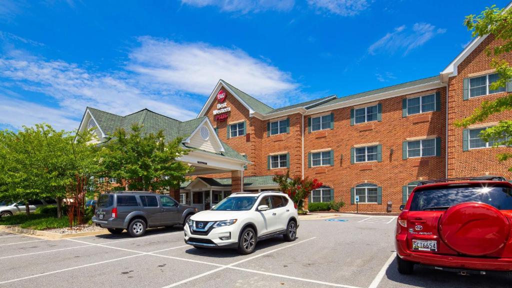 Best Western Plus Easton Inn & Suites