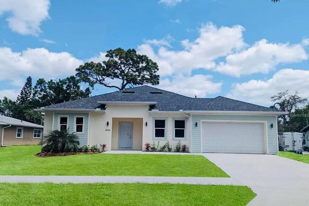 New 2024 home in Lutz, Tampa